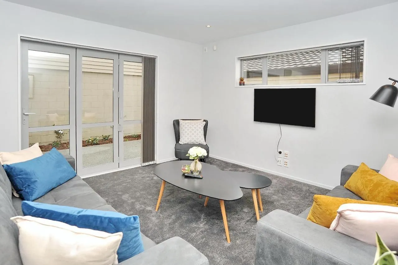 Regents Villas - Christchurch Holiday Homes